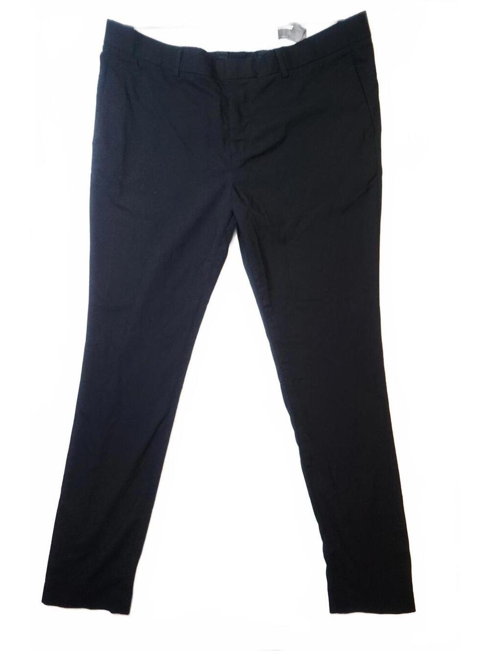 H&M Black Skinny Fit Dress Pants. Mens Size 40R. 30 inch inseam. Good condition